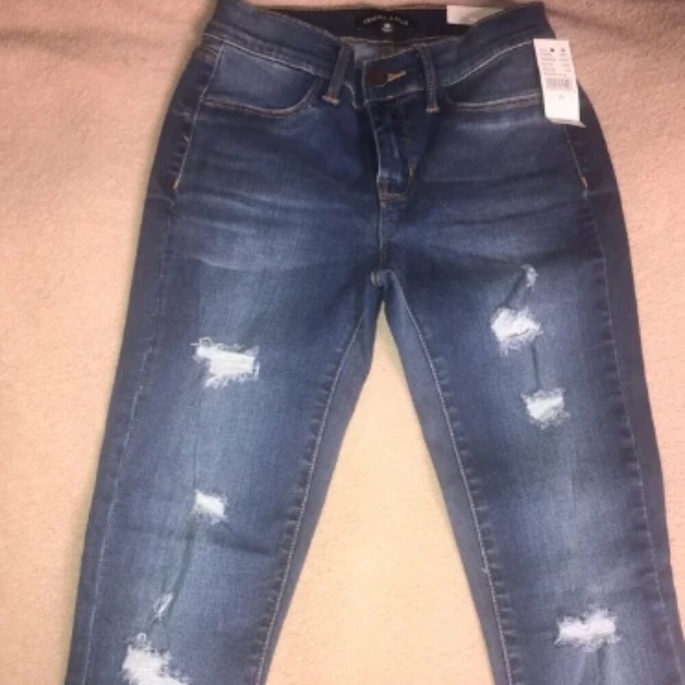 Kendall & Kylie | mid rise stretch jeans small distress size 25
